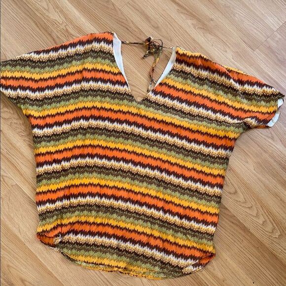 Arden B Tops - Vintage Arden B Vibrant Zigzag Patterned Top Y2K 100% Silk XS